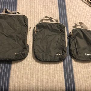 Travel suitcase organizer